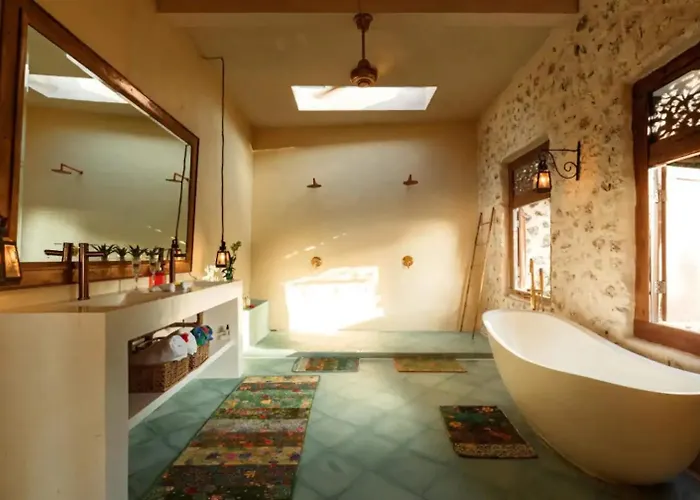 Villa Luxurious Seaview 2bedrooms Pineapple Villa,